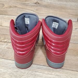 Adidas Shoes | Size: 11